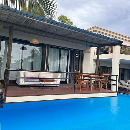 Le Gite Du Bonheur Guest House & Car Rental 타마린 외부 사진