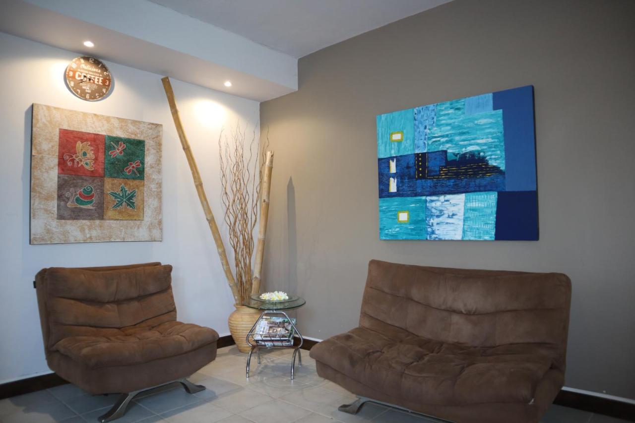 Le Gite Du Bonheur Guest House & Car Rental 타마린 외부 사진