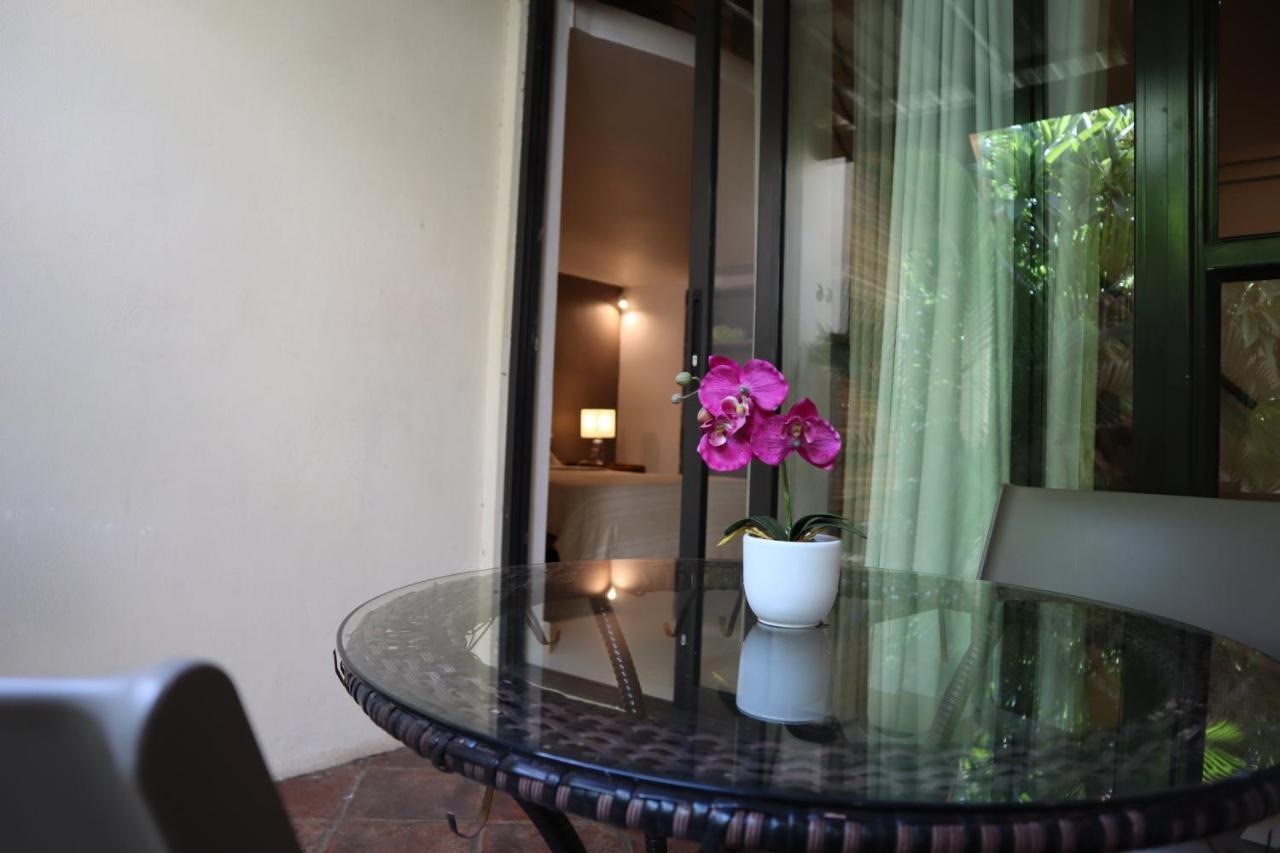 Le Gite Du Bonheur Guest House & Car Rental 타마린 외부 사진