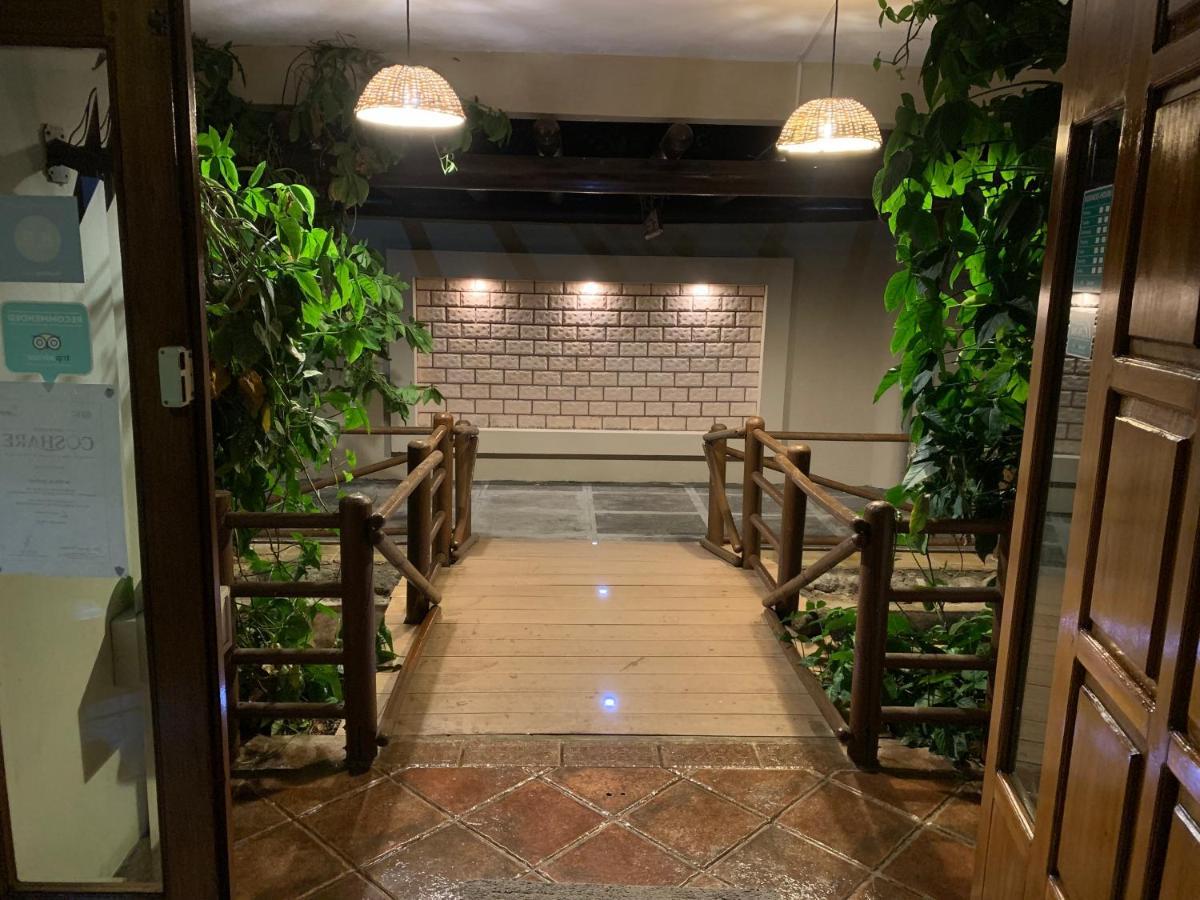 Le Gite Du Bonheur Guest House & Car Rental 타마린 외부 사진