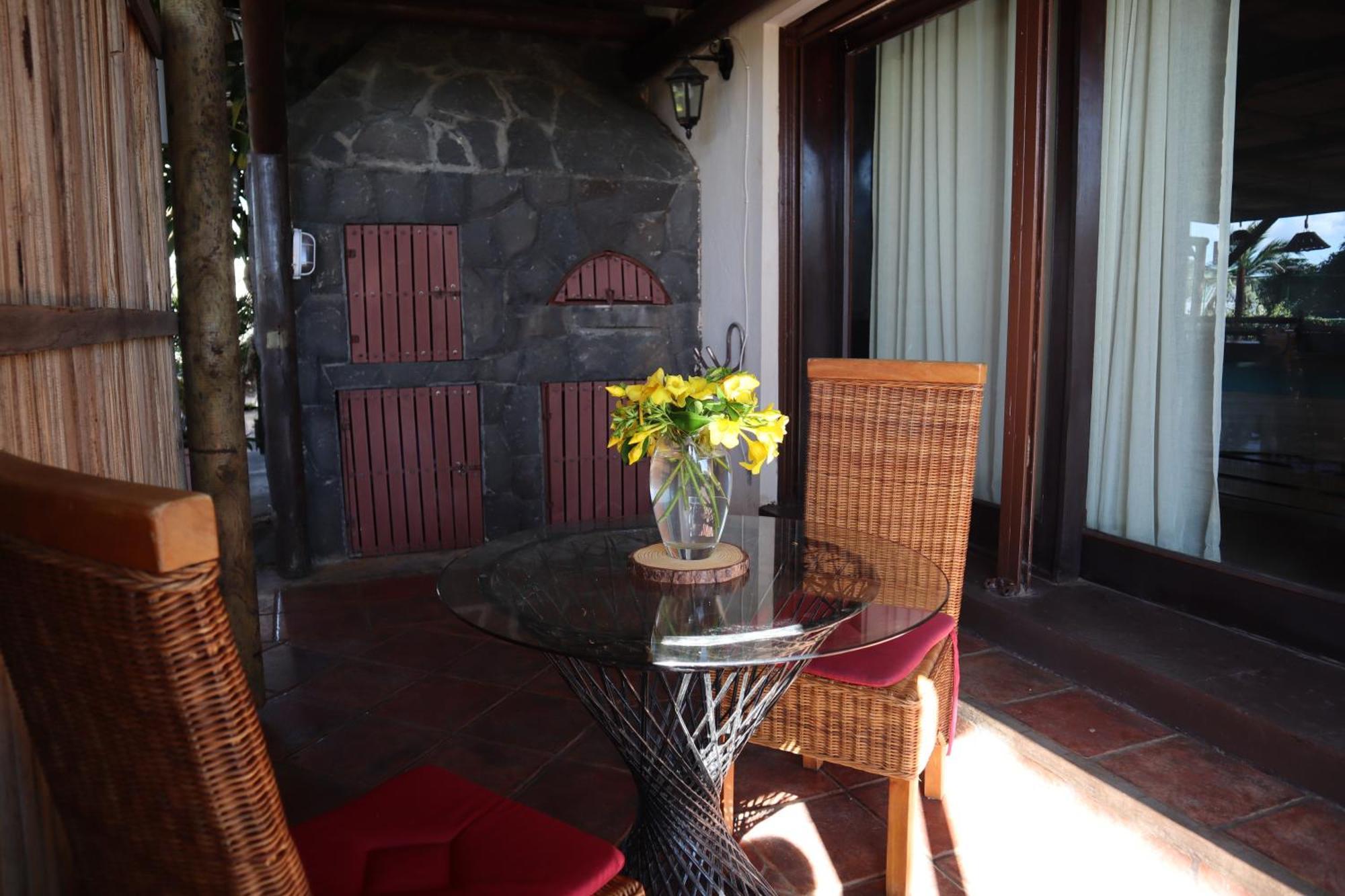 Le Gite Du Bonheur Guest House & Car Rental 타마린 외부 사진