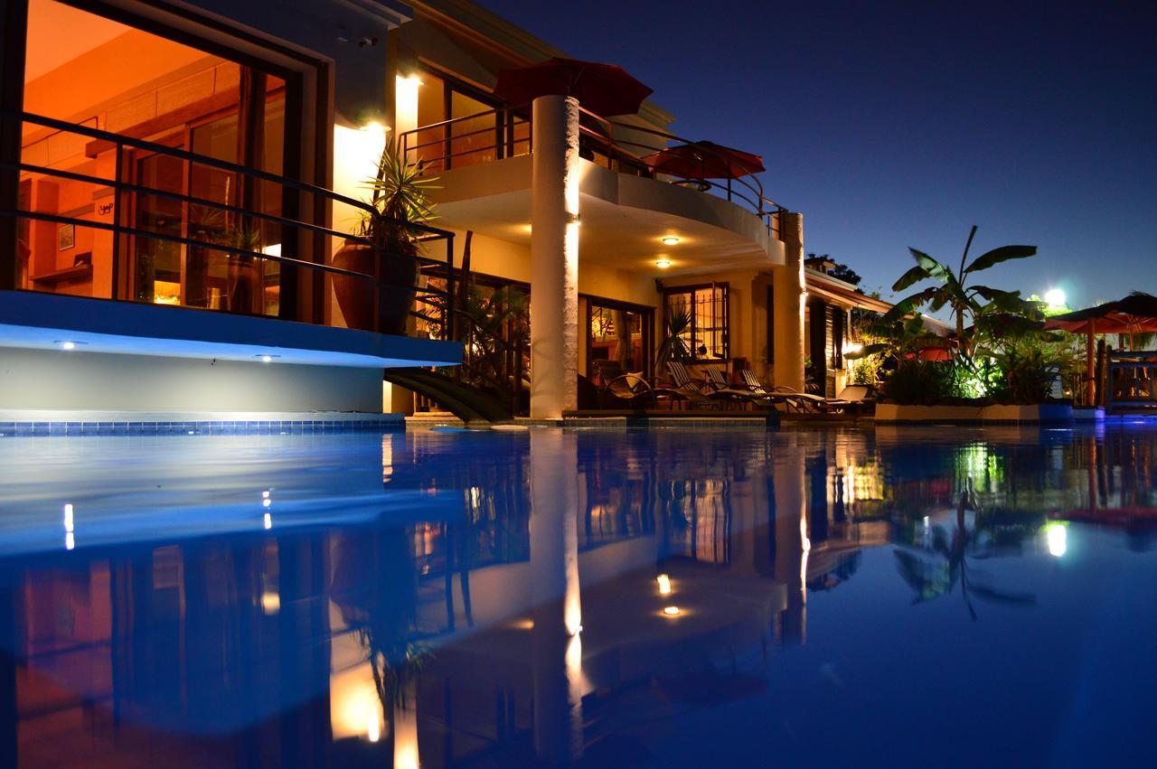 Le Gite Du Bonheur Guest House & Car Rental 타마린 외부 사진