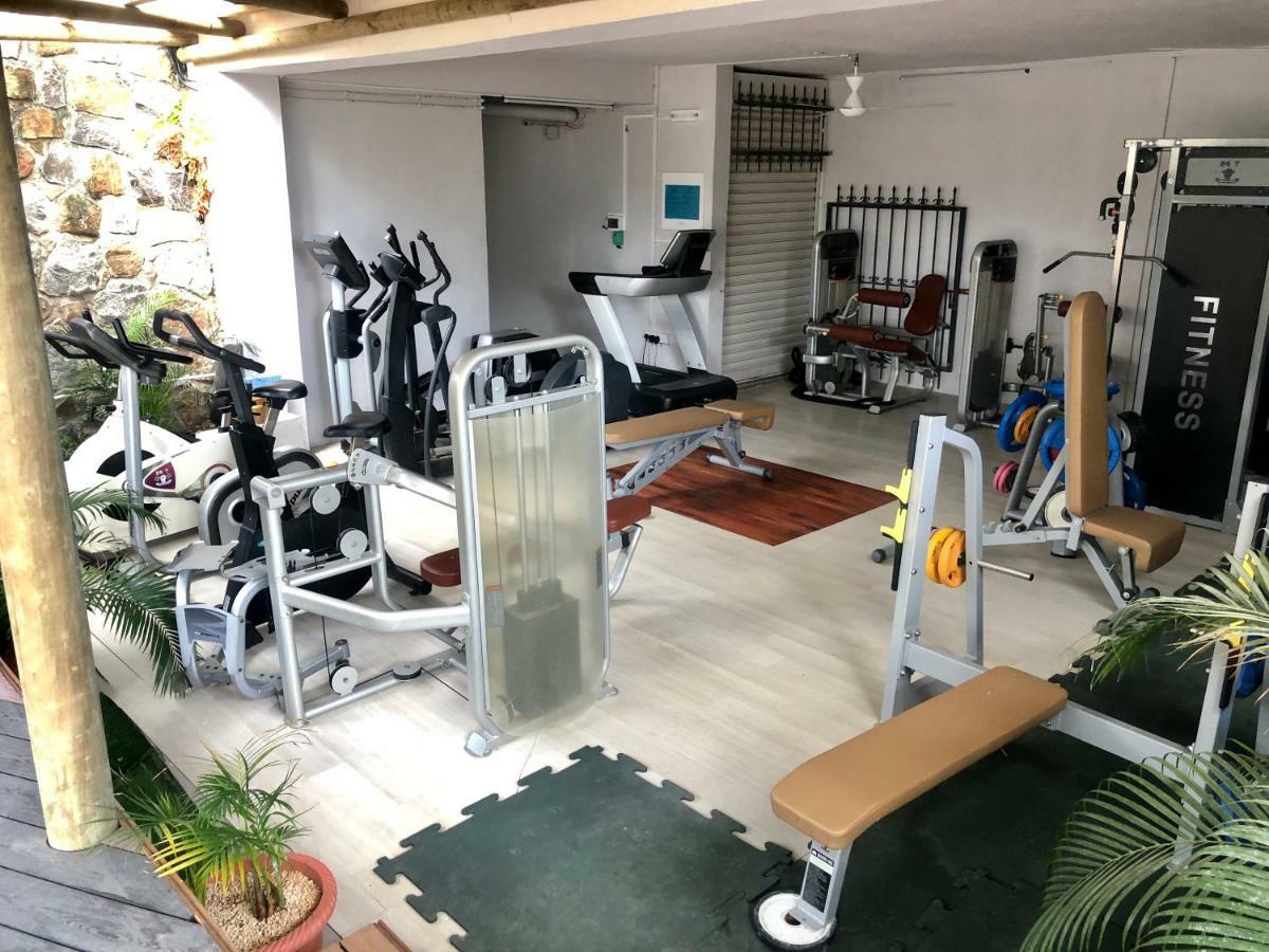 Le Gite Du Bonheur Guest House & Car Rental 타마린 외부 사진